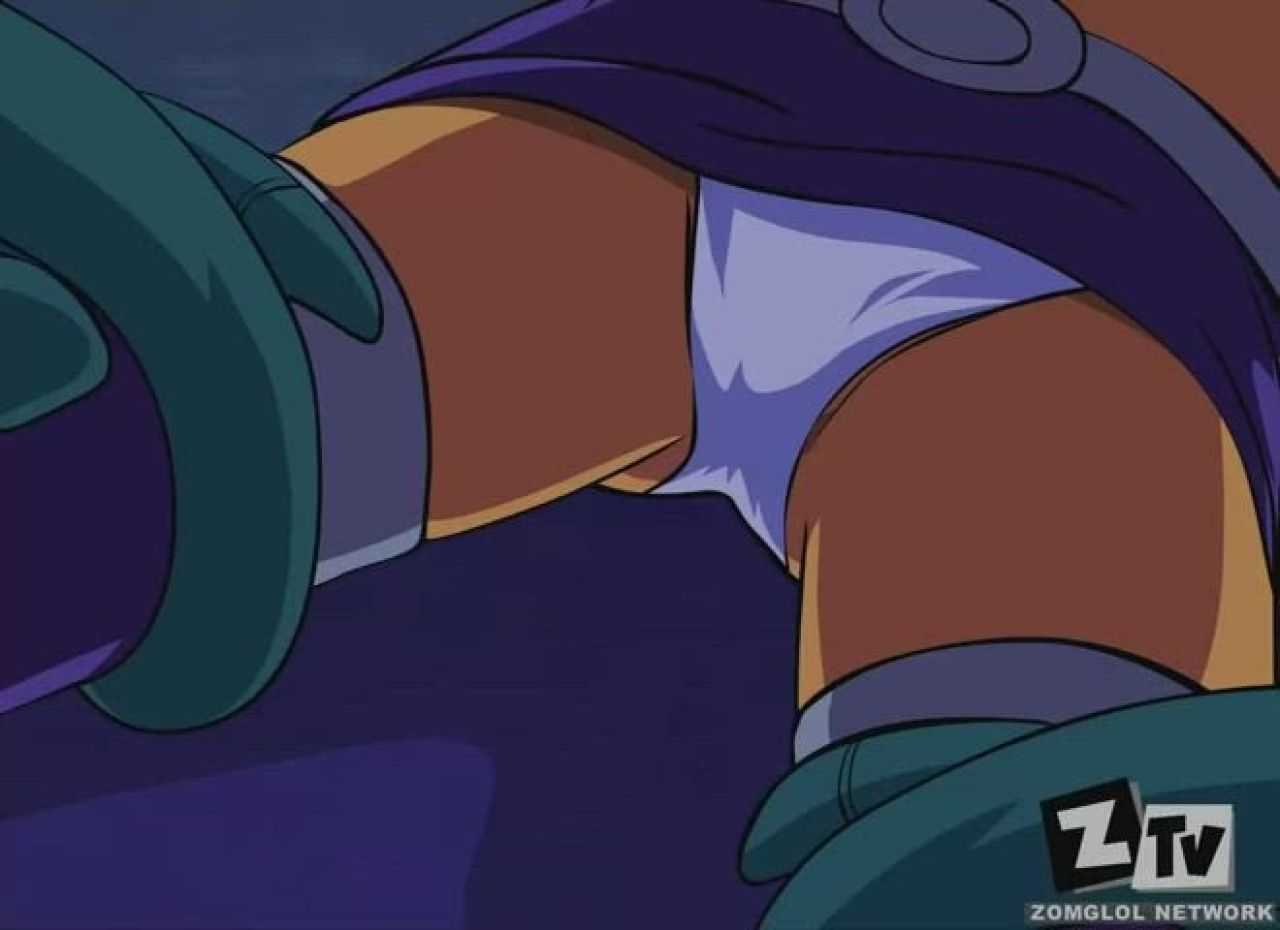 starfire-getting-all-her-holes-filled.jpg
